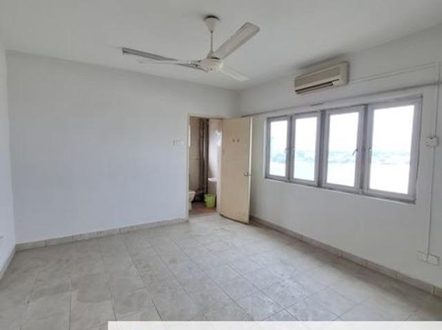 Condominium for sale in Petaling, Damansara Damai