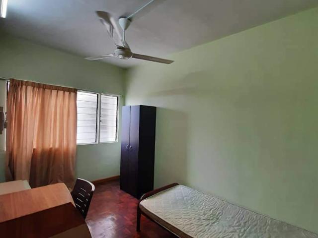 Room for rent in Petaling, Damansara Damai