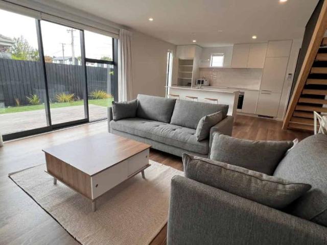 Apartment for rent in Edgeware, Canterbury