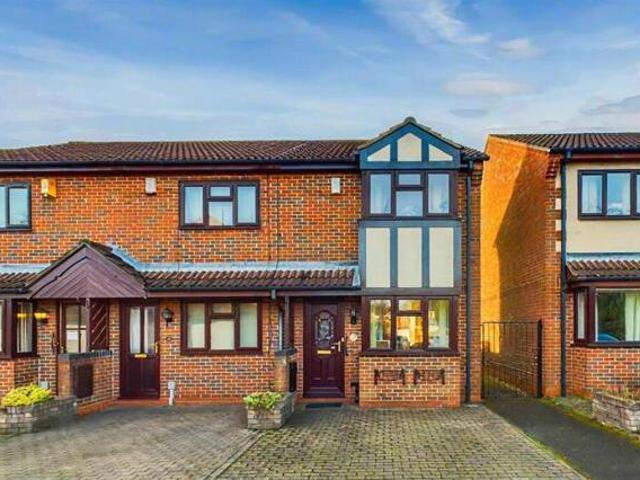 House for sale in Red Hill, Surrey