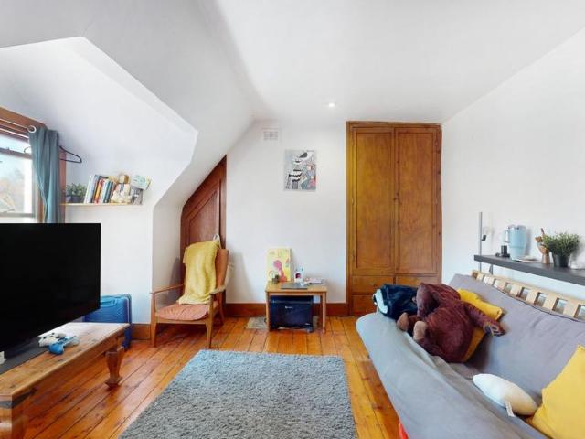 Apartment for rent in Archway, Greater London
