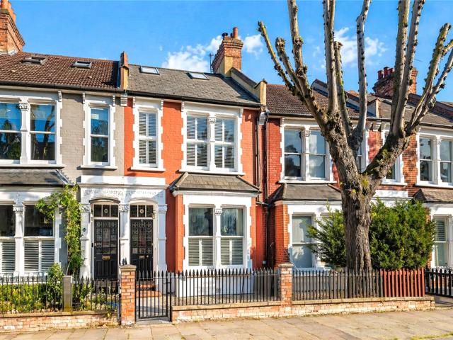 House for rent in Highgate, Greater London