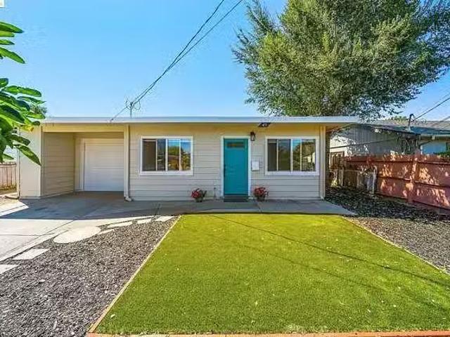 House for rent in Concord