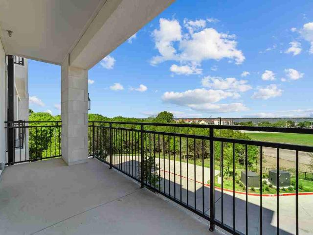 Apartment for rent in Lago Vista, Rockwall