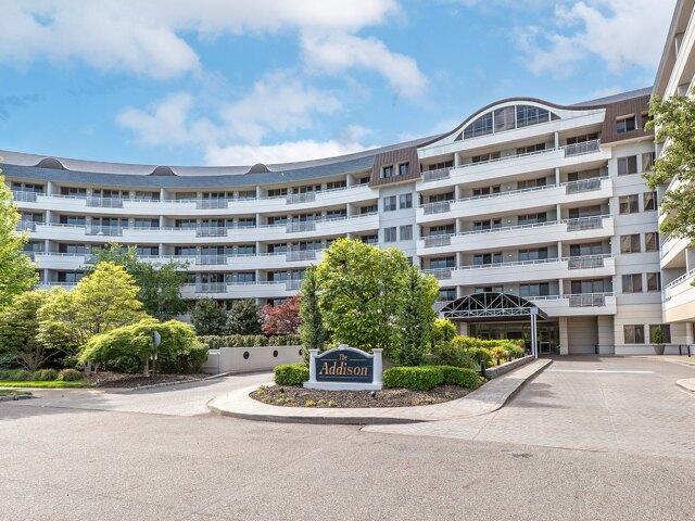Condo for sale in Port Washington