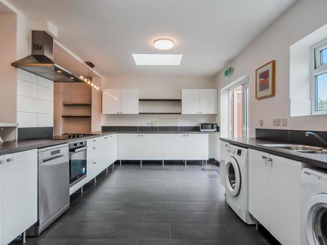 House for rent in Metchley, Birmingham