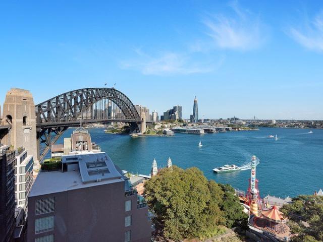 Apartment for rent in Lower North Shore, Sydney
