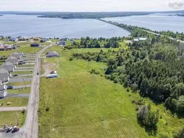 House for sale in Pictou, Nova Scotia