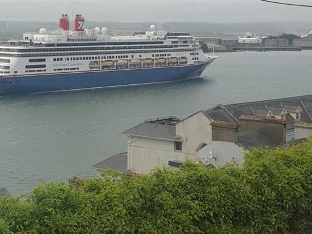 Apartment to rent in Cobh