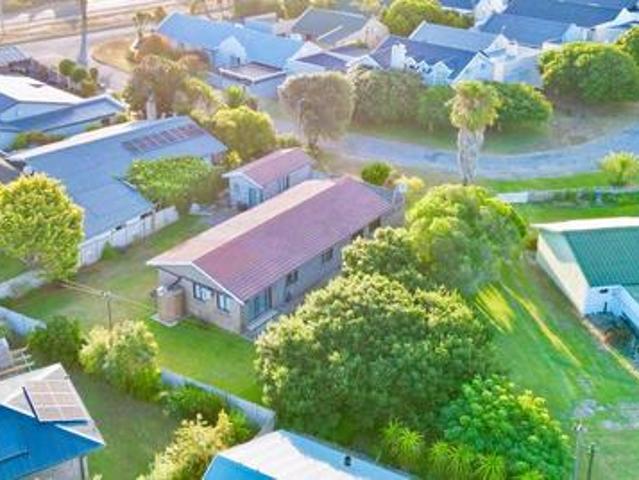 House for sale in Groot Brak Rivier, Western Cape
