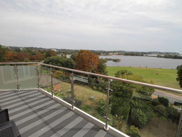 Apartment for rent in Poole