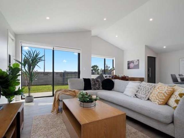 House for sale in Whakamarama, Bay Of Plenty