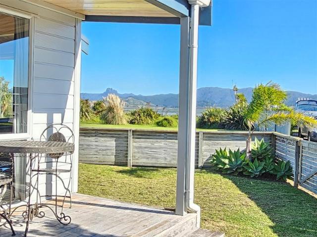 House for sale in Matarangi
