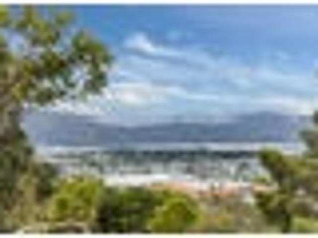 House for sale in Days Bay, Wellington