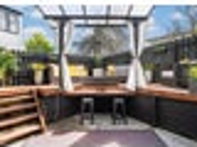 House for sale in Hillsborough, Oroua County