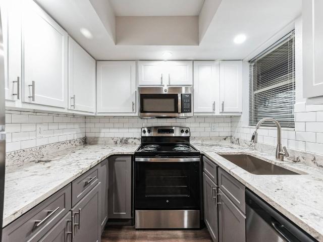 Apartment for rent in Crystal Beach, Florida