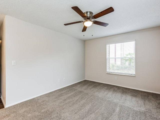 Apartment for rent in Crystal Beach, Florida