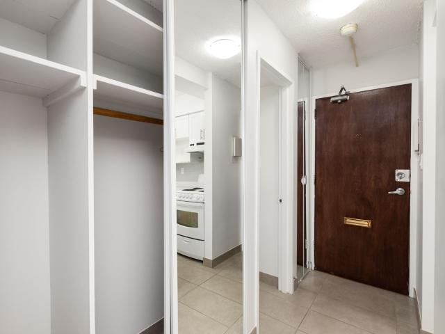 Apartment for rent in Vancouver, British Columbia