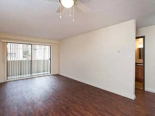 Apartment for rent in Lower Lonsdale, North Vancouver