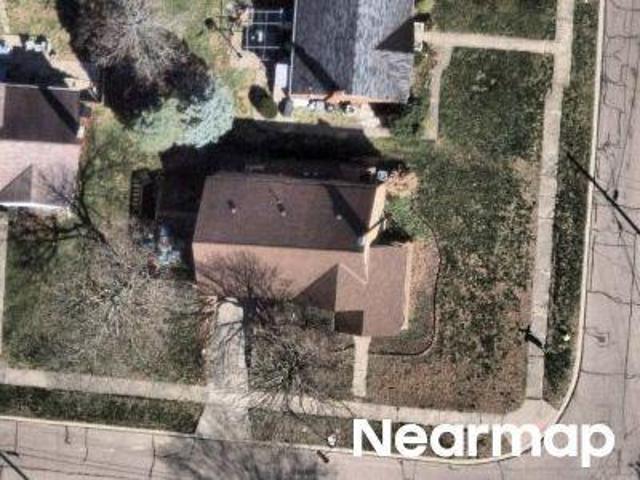 House for sale in Roselawn, Ohio