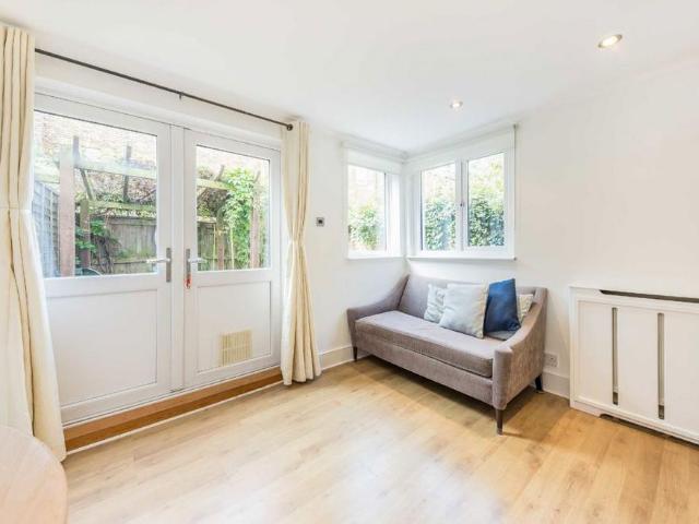 House for rent in Clapham Junction, Greater London