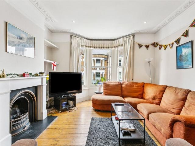 House for rent in Clapham Junction, Greater London