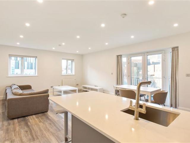 Apartment to rent in Bluebell, North Tipperary