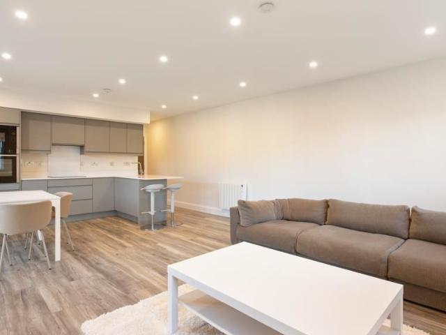 Apartment to rent in Bluebell, North Tipperary