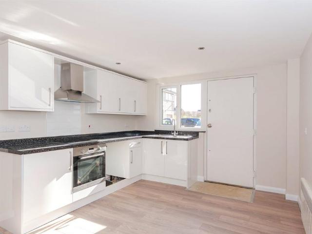 Apartment for rent in Brighthampton, West Oxfordshire