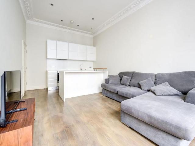 House for rent in Earl's Court, Greater London