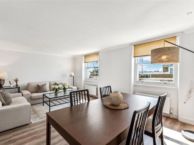 House for rent in Earl's Court, Greater London