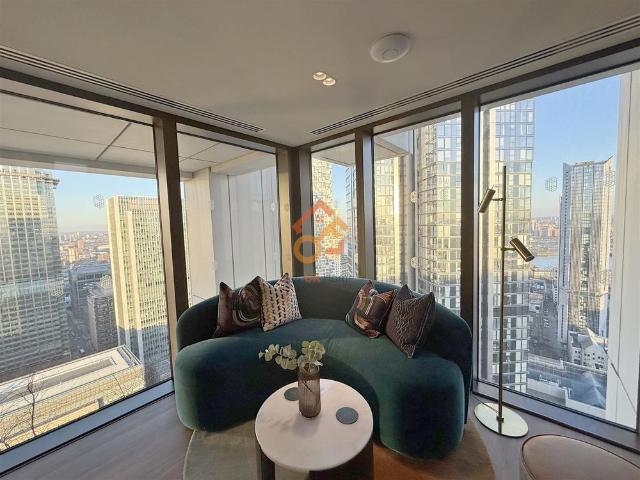 Apartment for rent in London Borough of Tower Hamlets, Greater London