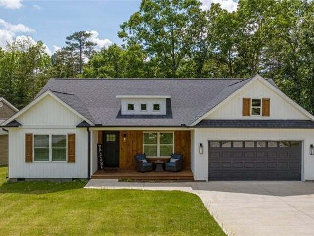 House for sale in Fair Play