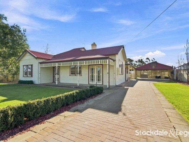 House for sale in Rosedale, Victoria