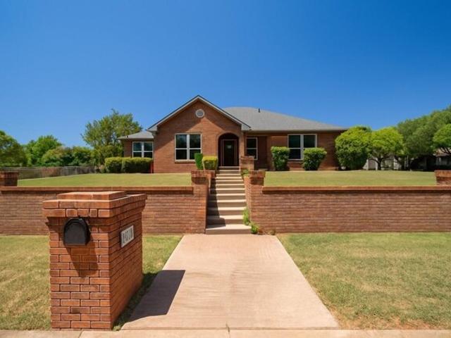 House for sale in Colleyville, Texas