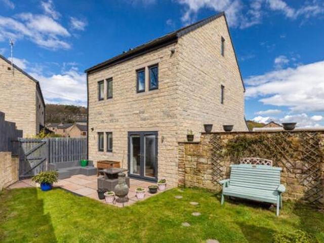 House for sale in Bingley, West Yorkshire