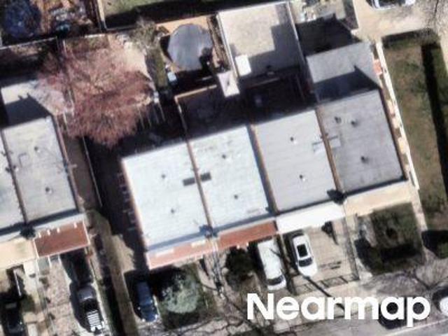 House for sale in The Bronx, Arverne