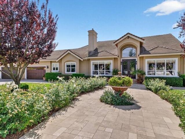 House for sale in San Martin, California