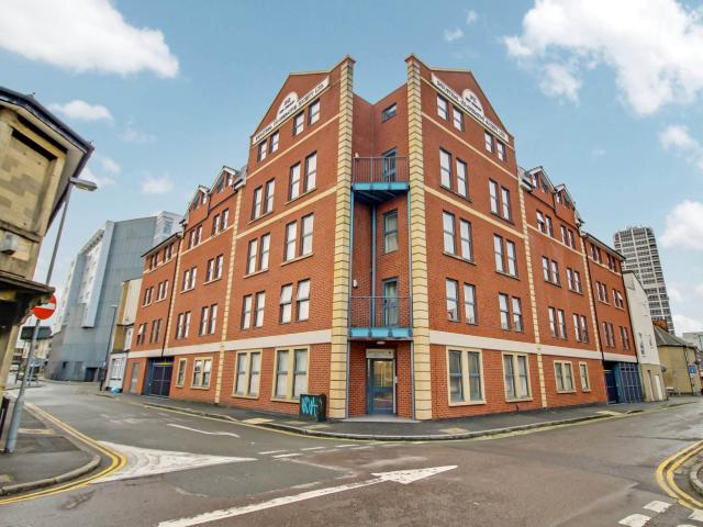 Apartment for rent in Rodbourne, Swindon