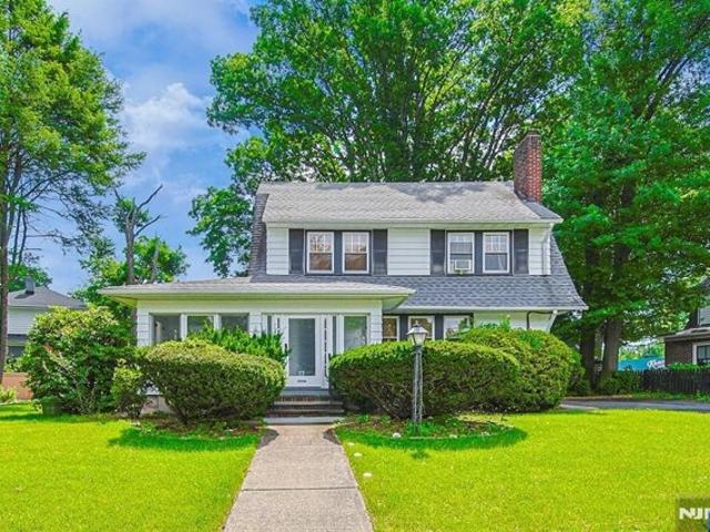 House for sale in Glen Rock, New Jersey