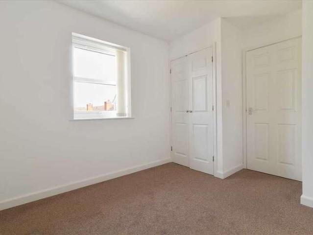 Apartment for rent in Holmewood, North East Derbyshire