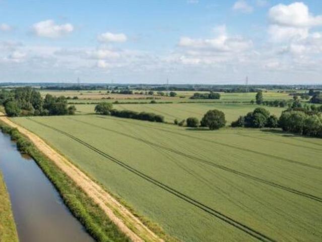 House for sale in Ermine East, Brayford