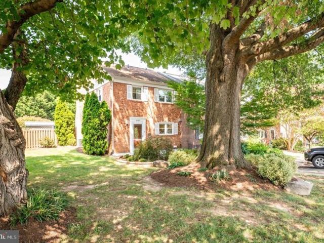 House for sale in Falls Church House for sale in Falls Church