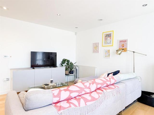 Apartment for rent in Eastbourne, East Sussex