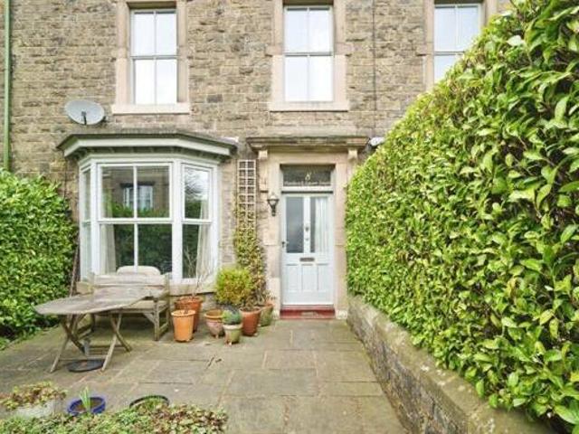 House for sale in Charlesworth, East Midlands