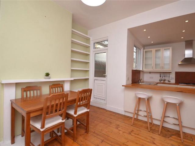 Apartment for rent in Bowes Park, Greater London