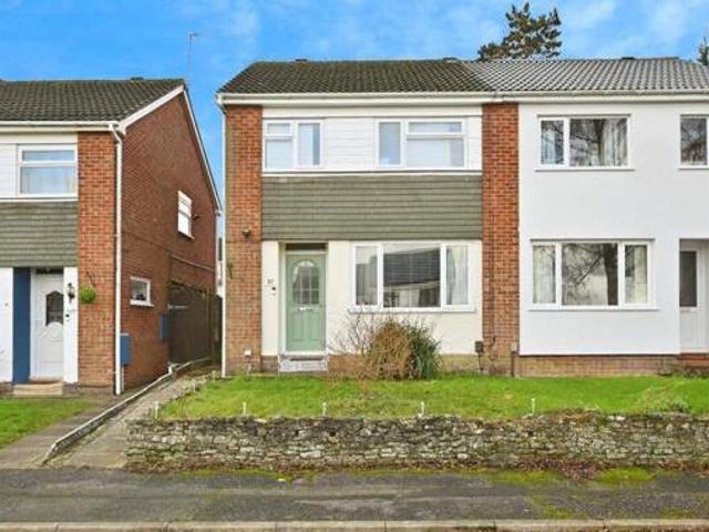 House for sale in Overslade, New Bilton