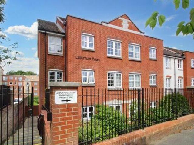 House for sale in Uxbridge, Greater London