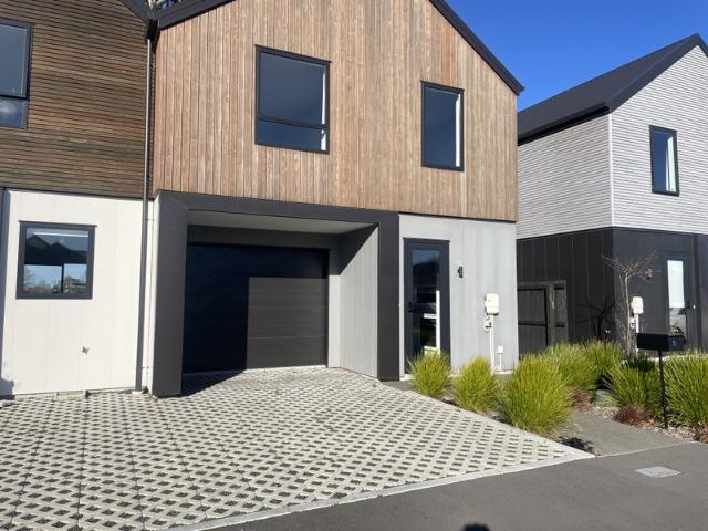 House for rent in Chaslands, Canterbury