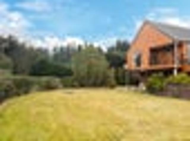 House for rent in Chaslands, Canterbury